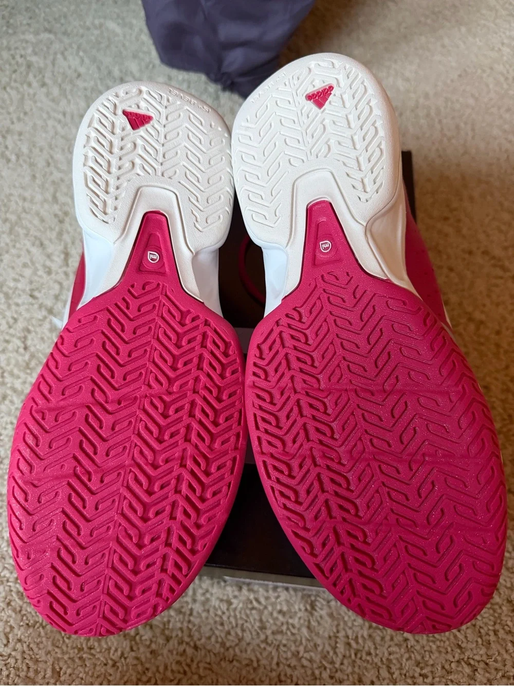 adidas lightweight tennis